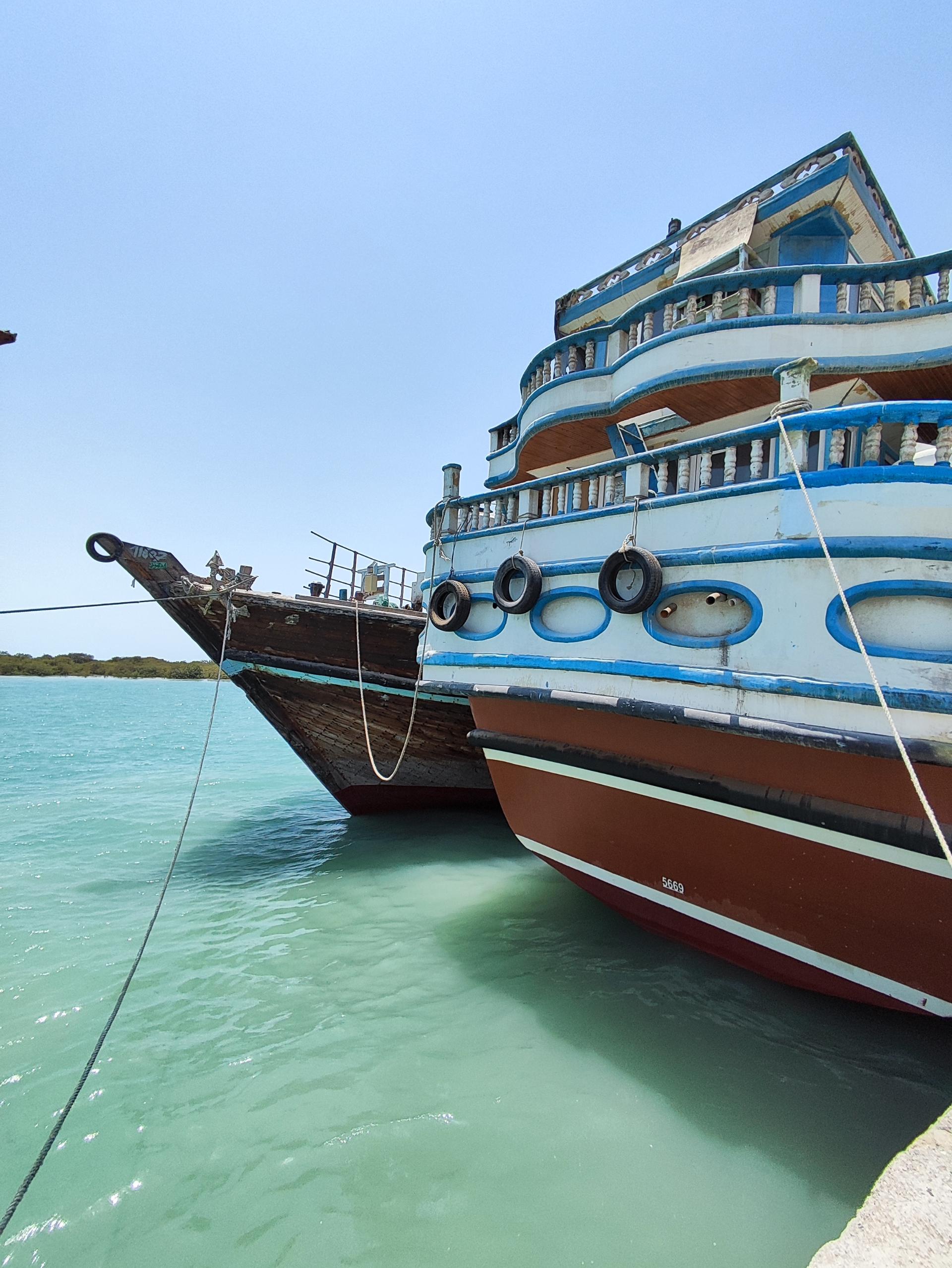 عکس بندر قدیم لافت