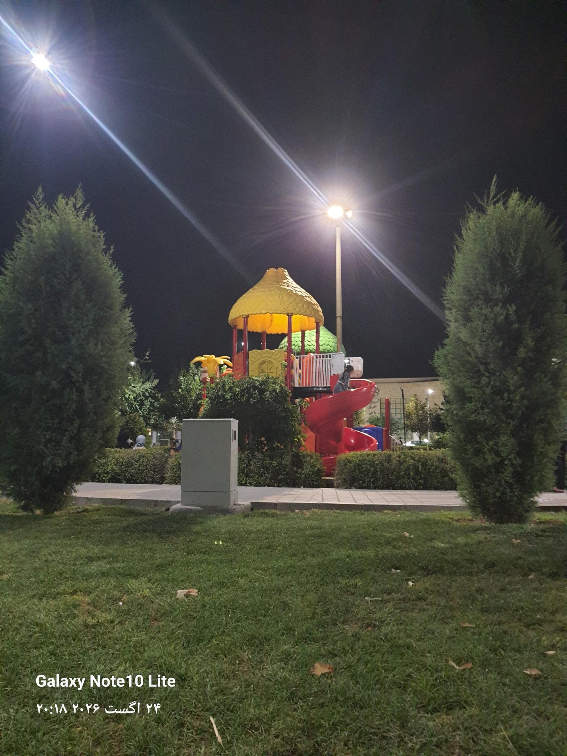 عکس بوستان گل آرا