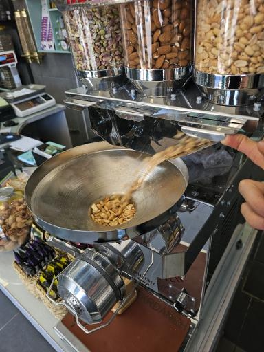 عکس عطاری ارگانیک و آجیل سبوس سبز