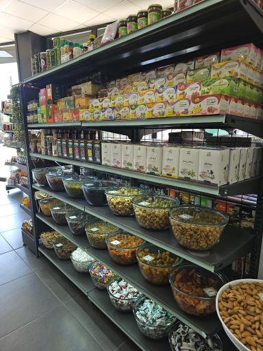 عکس عطاری ارگانیک و آجیل سبوس سبز