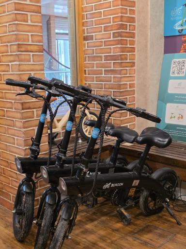 عکس مجموعه برون شعبه چهارباغ عباسی