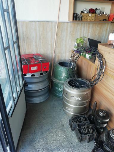 عکس لوازم یدکی گرگان اسکانيا 