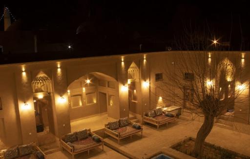 عکس عمارت قاجاریه کدخدا