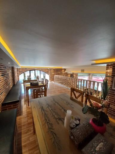 عکس لقمه سرای سنتی سید