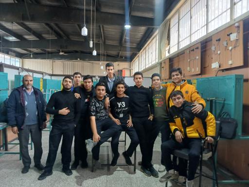 عکس هنرستان فنی حرفه ای انقلاب اسلامی