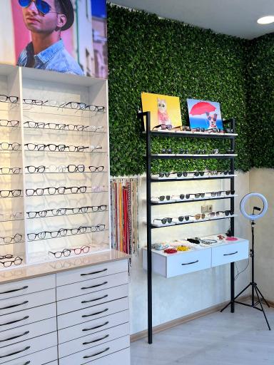 عکس عینک کارن