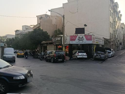 عکس مکانیکی تعویض روغن سعادت