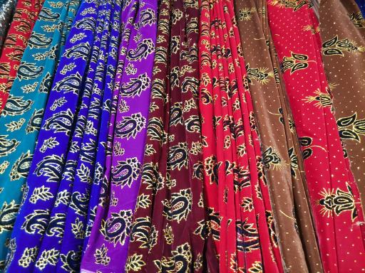 عکس پارچه سرای منو