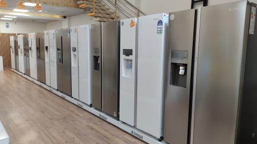 عکس فروشگاه زنجیره‌ای اسنوا شعبه ارگ نیشابور