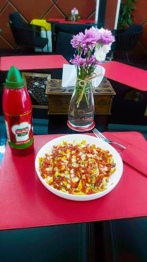 عکس کافه رستوران قارون 