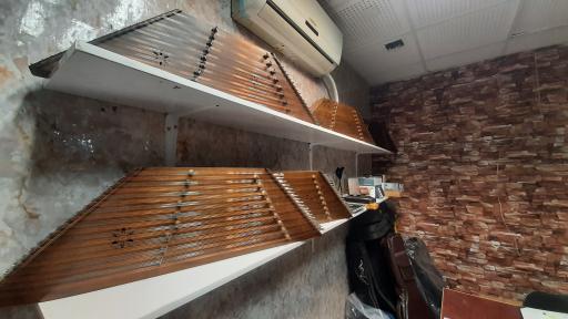 فروشگاه موسیقی آوا