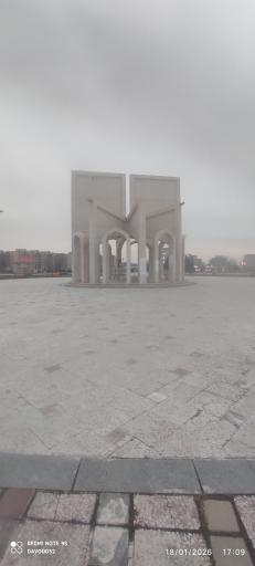 عکس مزار شهدای گمنام بوستان بهشت مهرگان