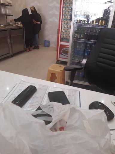 عکس بیرون بر عرفان 