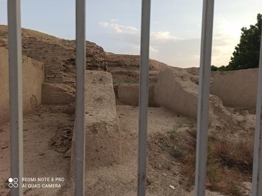 عکس تپه تاریخی اشرف