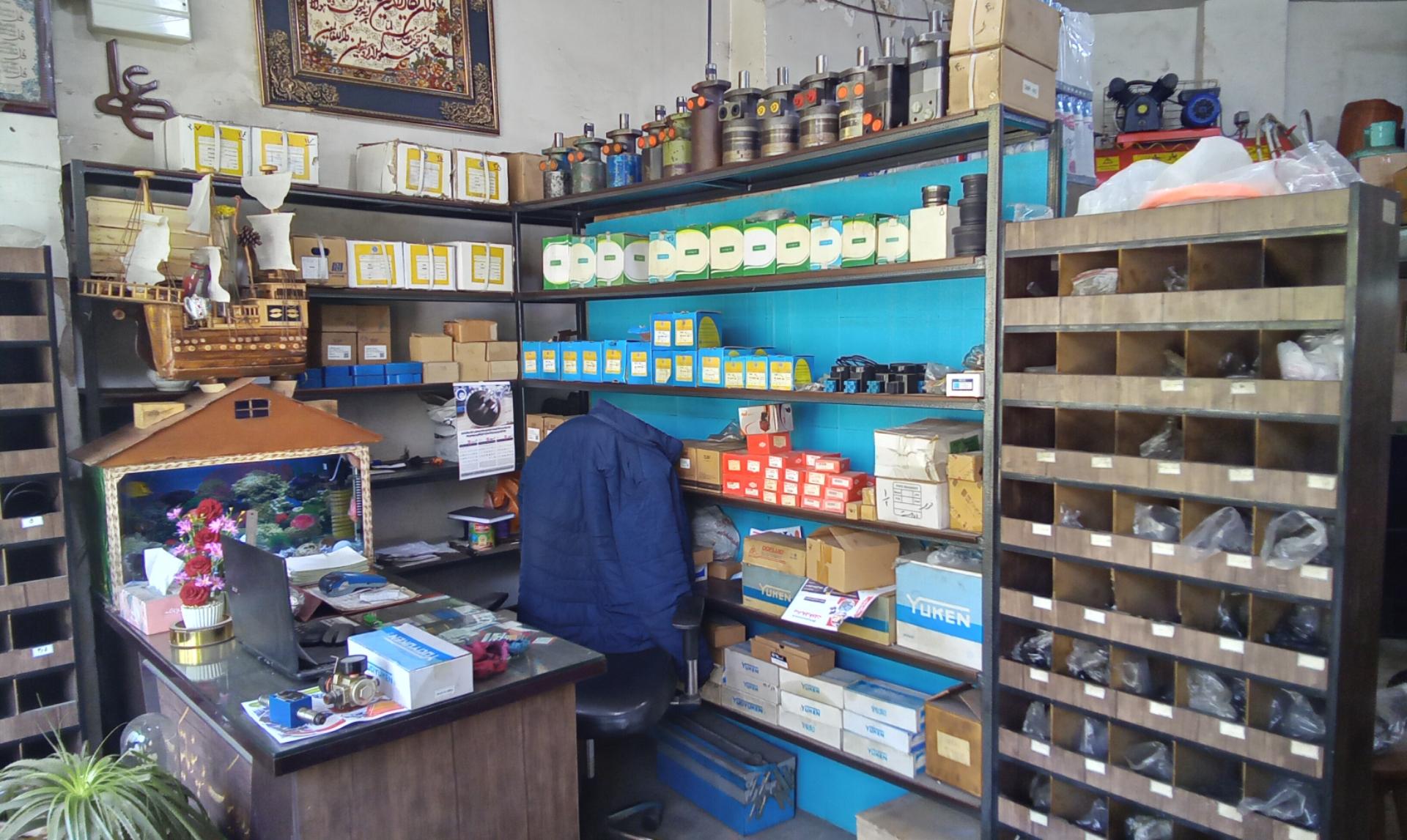 عکس هیدرولیک و پنوماتیک عادل