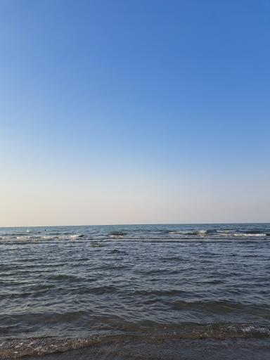 عکس مجتمع امداد سرای هلال احمر