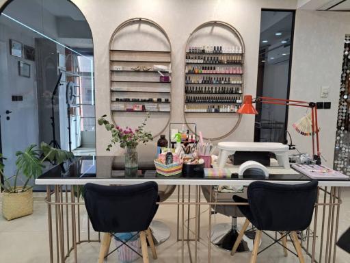 عکس آرایشگاه و سالن VIP عروس ریحانه نصیری