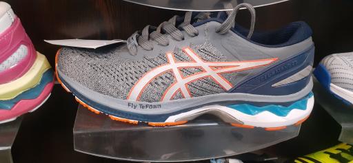 عکس فروشگاه ورزشی رسالت