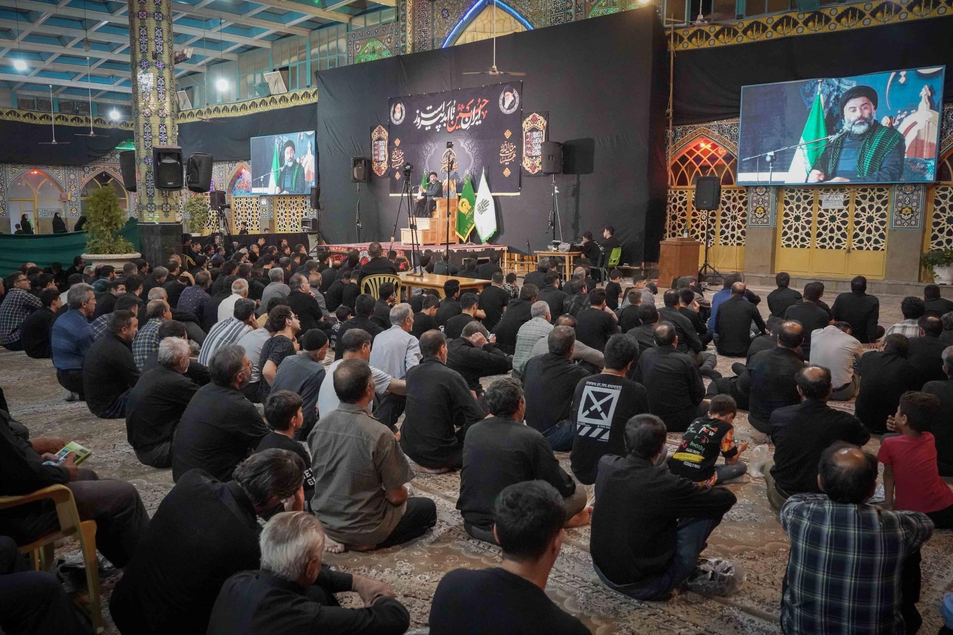 عکس هیئت بیت الحسین اصفهان