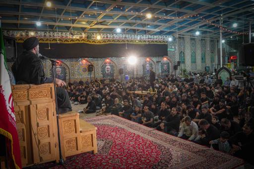 عکس هیئت بیت الحسین اصفهان