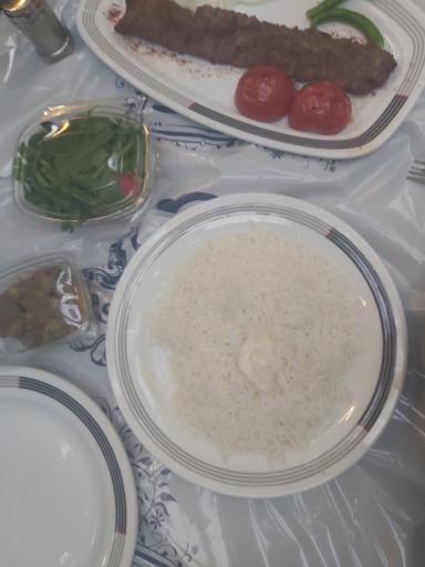 عکس رستوران سنتی باغ آنا