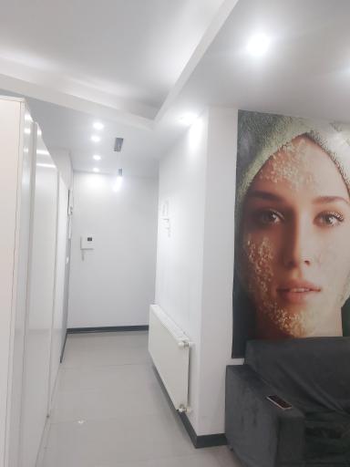 عکس کلینیک زیبایی بنفشه 