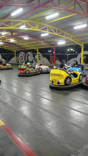 عکس شهربازی گلبهار