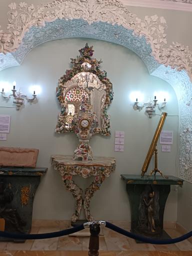 عکس موزه زمان