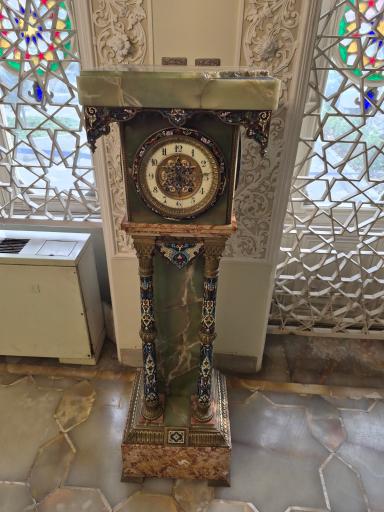 عکس موزه زمان