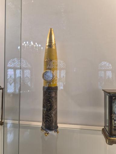 عکس موزه زمان