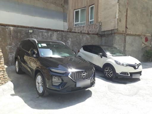 عکس پارکینگ و کارواش صادقی