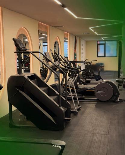 عکس باشگاه بانوان M2