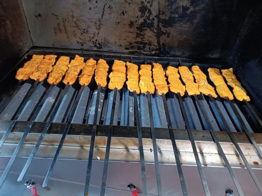 عکس رستوران و غذای آماده برکت