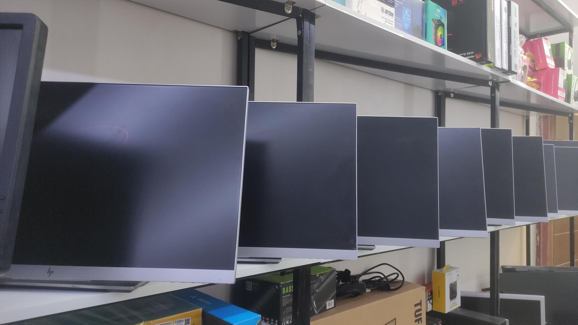 عکس هیژا کامپیوتر