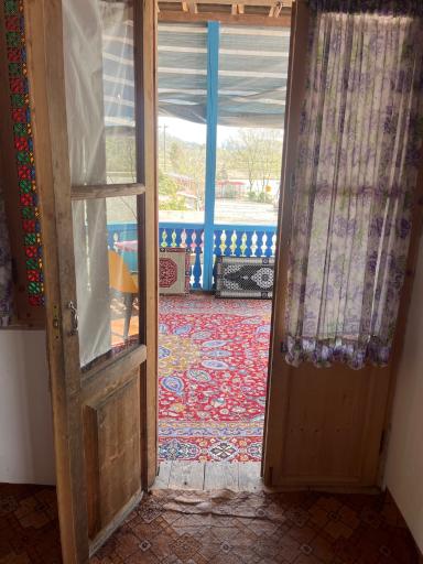 عکس اقامتگاه شاه ماهی