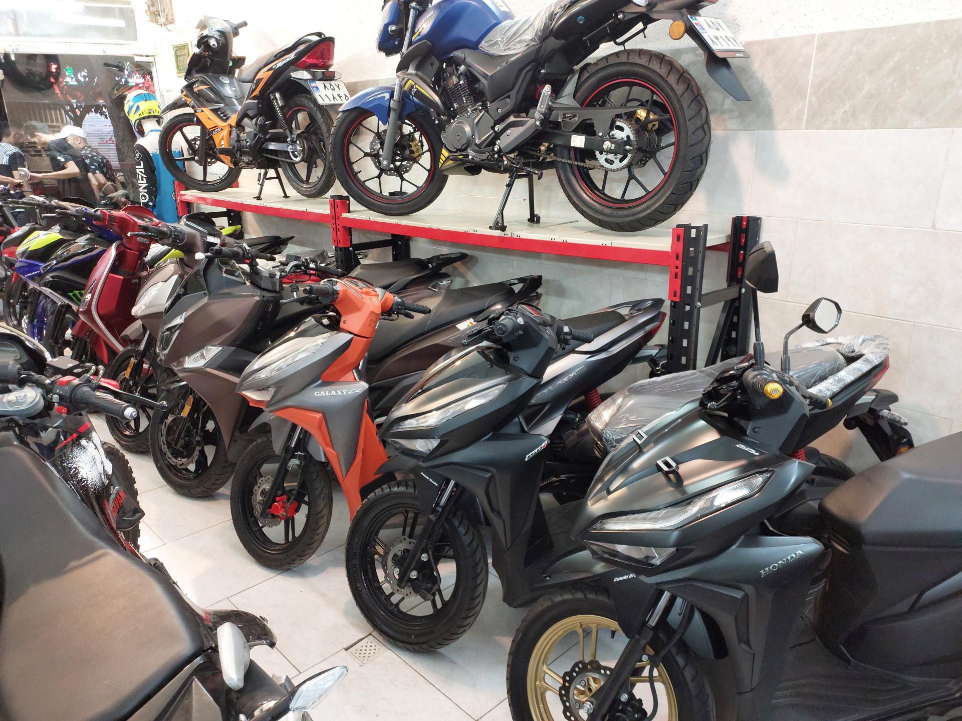 عکس تعمیرگاه موتور سعید کارگر