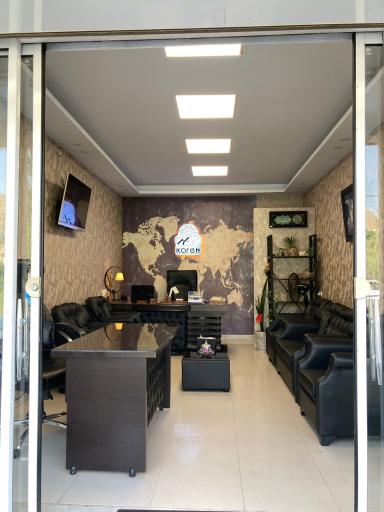 عکس مشاوره املاک کارن 