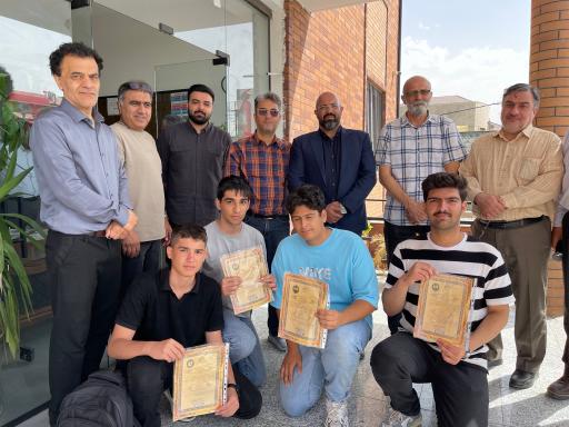 عکس دبیرستان شاخص نوین