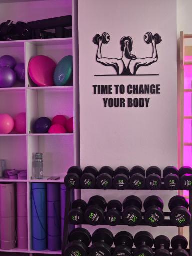 عکس مرکز حرکات اصلاحی و باشگاه سترن ملیکا پاشایی