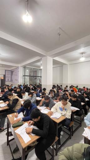 عکس دبیرستان شاخص نوین