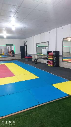 عکس باشگاه ورزشی ماهد