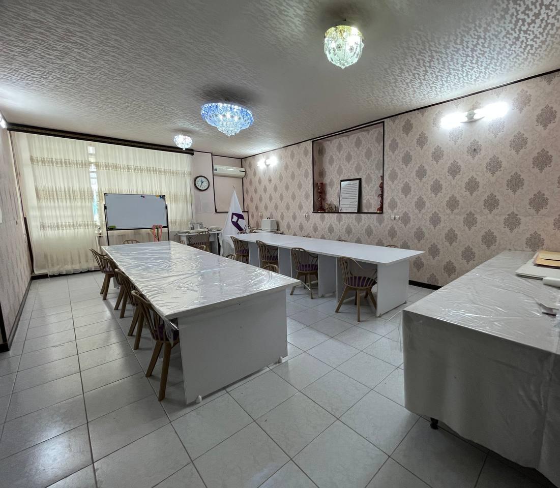 عکس آموزشگاه فنی و حرفه‌ای آزاد آبان 