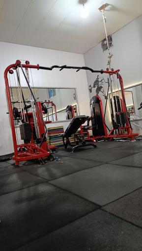 عکس باشگاه بدنسازی ایلیار