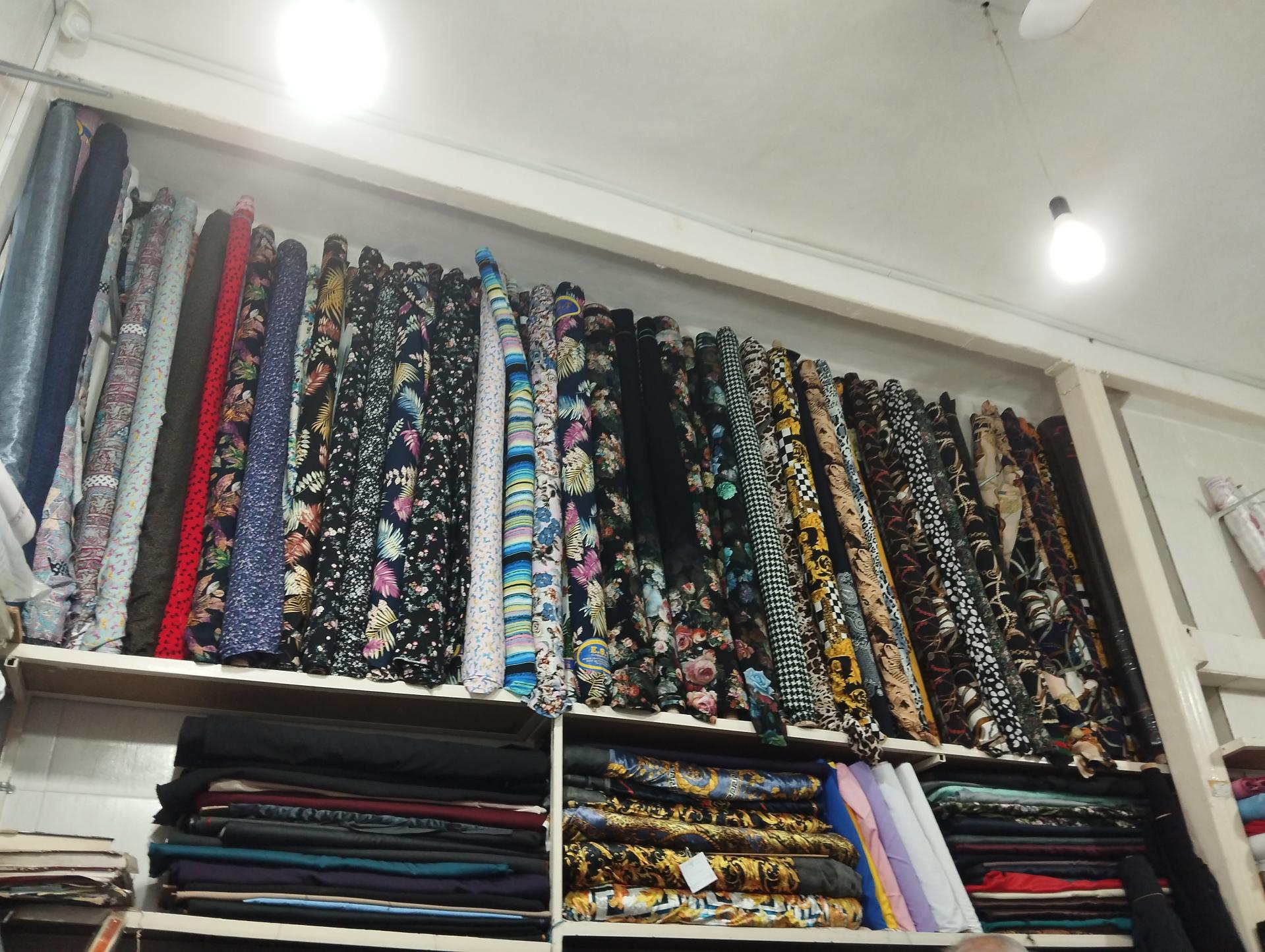 عکس پارچه فروشی شکوهی 