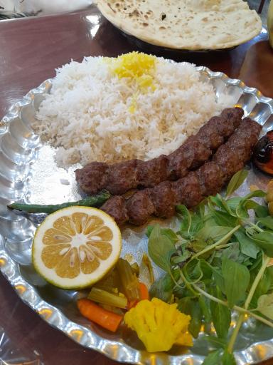 عکس چلو کباب حاج مرتضی