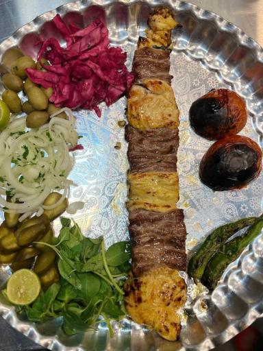 عکس چلو کباب حاج مرتضی