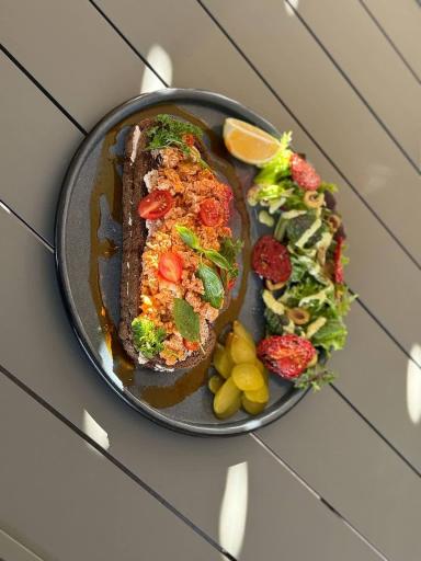 عکس هتل خانه مادری