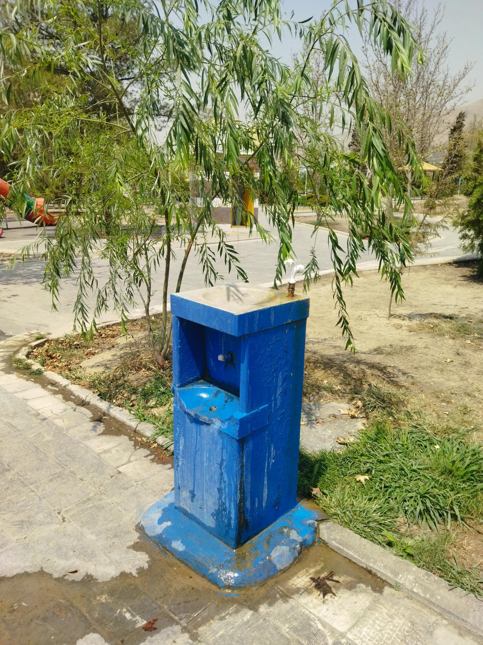 عکس آبخوری بوستان سپیدار