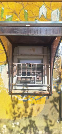 عکس خودپرداز بانک ملی