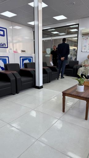 عکس نمایندگی ایران خودرو 1305 کرباسچی